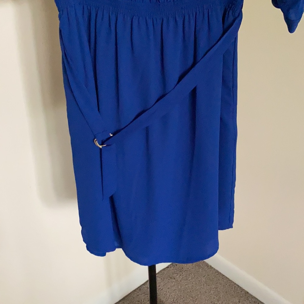 Dress - Picture 3 of 6